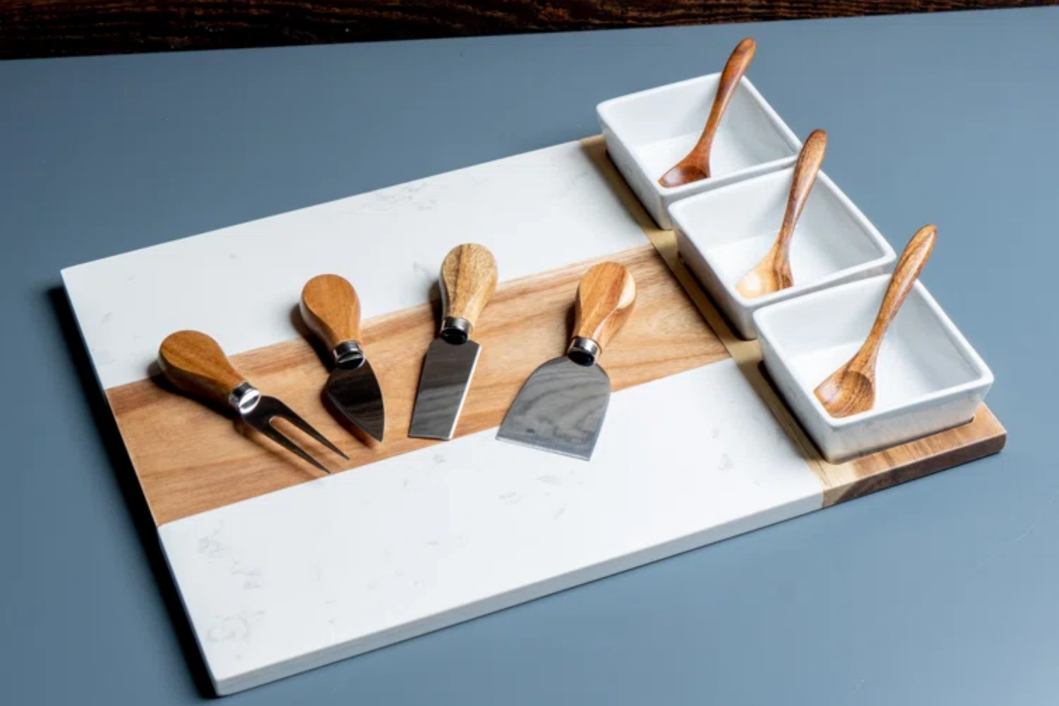Marble & Wood Cheese Board Marble & Wood Cheese Board