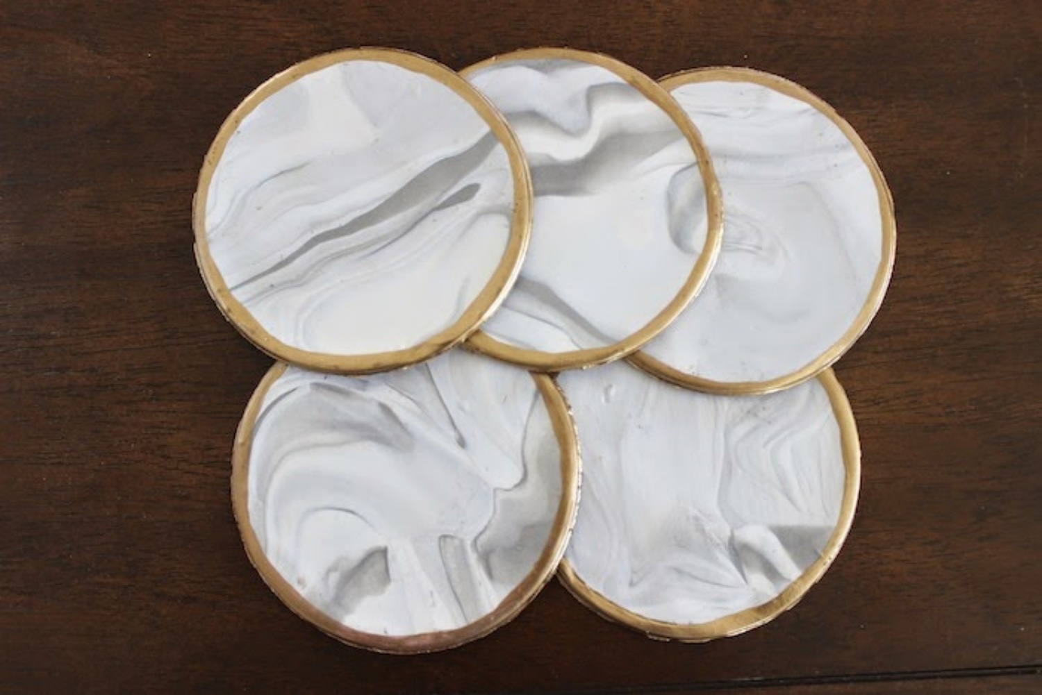 DIY Marble Coasters1 DIY Marble Coasters
